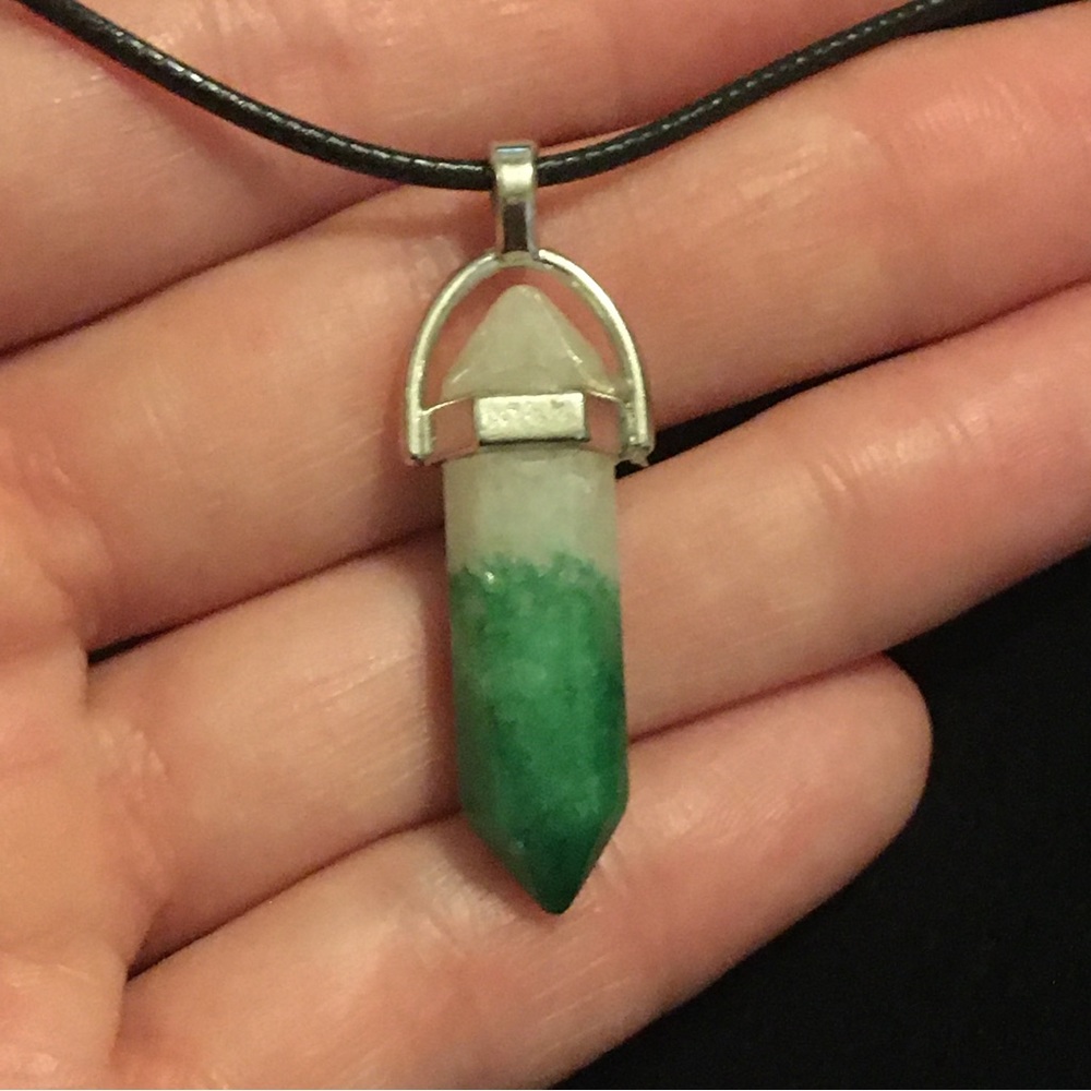 Green and White Synthetic Crystal Point Necklace